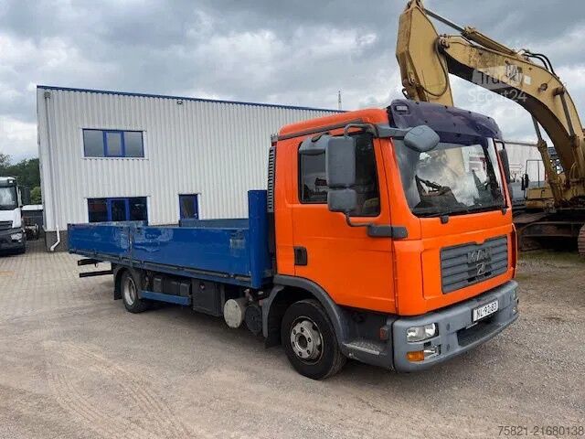 Kovček MAN TGL 8.180 Bakwagen