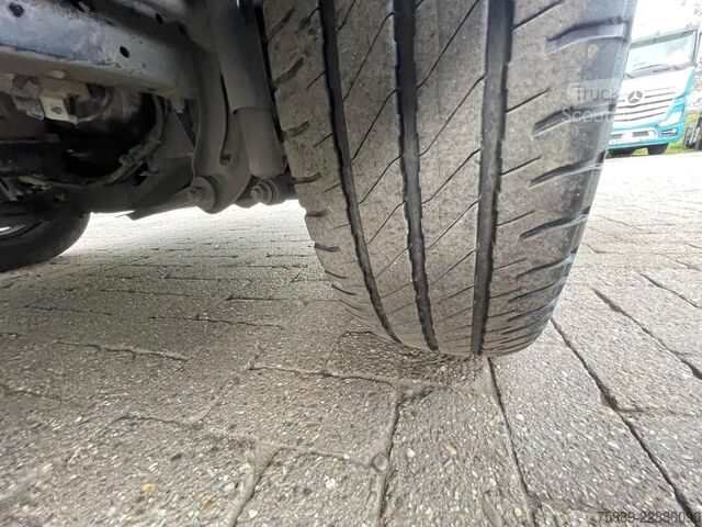 شاحنة توصيل مبردة Iveco Daily meat meat rails EURO 6D, APK TOT 2028, VL...