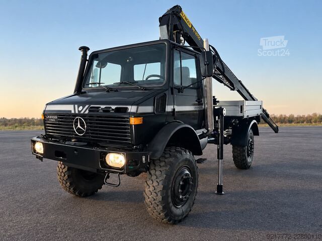 Kamyon üzerine monteli vinç UNIMOG 437 1750 l