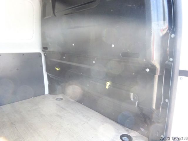 Umpikorja-auto OPEL Vivaro Kasten 120PS Edition M Klima Tempomat AHK