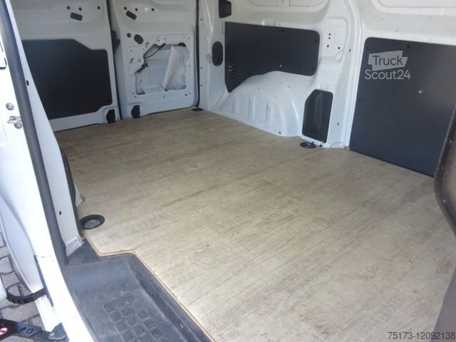 Umpikorja-auto OPEL Vivaro Kasten 120PS Edition M Klima Tempomat AHK