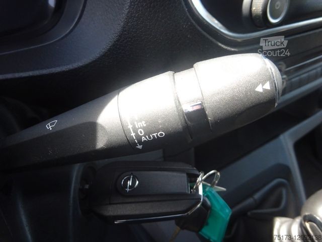 Umpikorja-auto OPEL Vivaro Kasten 120PS Edition M Klima Tempomat AHK