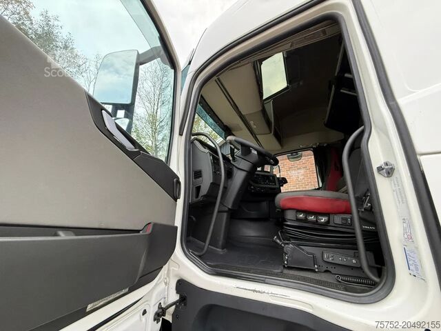 Standard-SZM Volvo FH 500 4x2 Globetrotter Hydraukic Standairco 79...