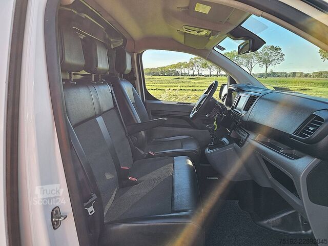 Универсал с высокой крышей OPEL VIVARO 1.5 L2 Navi NAP Euro6 Airco Trekhaak 3-Z...