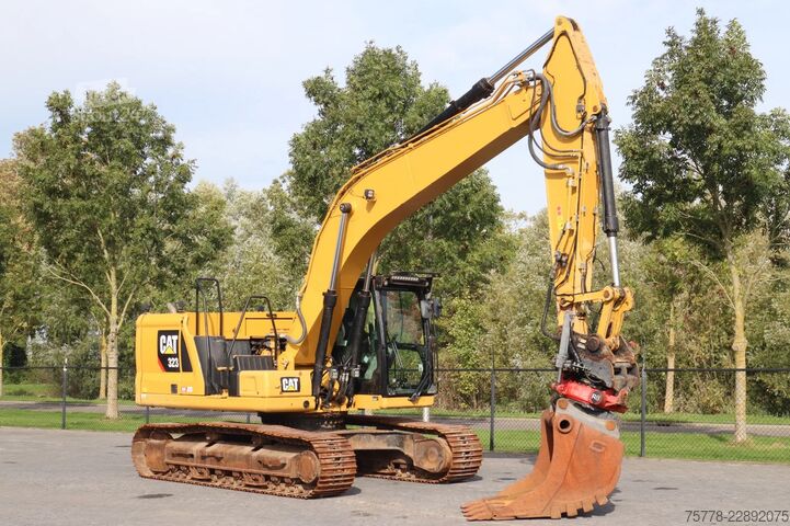 Vikšrinis ekskavatorius Caterpillar 323 07A | ROTOTILT | QUICK COUPLER | BUCKET