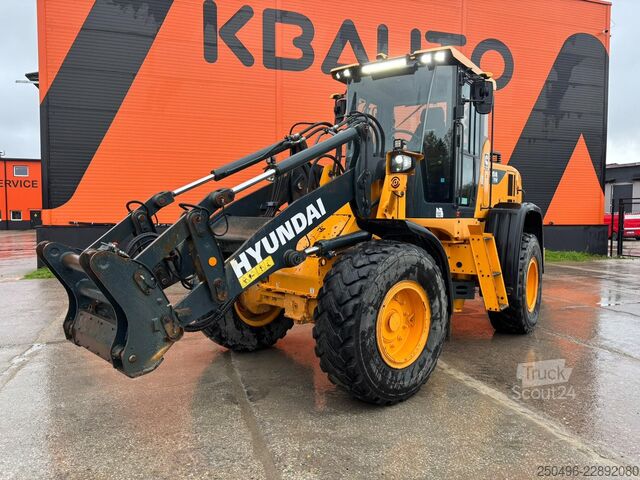 Ratinis krautuvas Hyundai HL 930 A TM AC / CENTRAL LUBRICATION