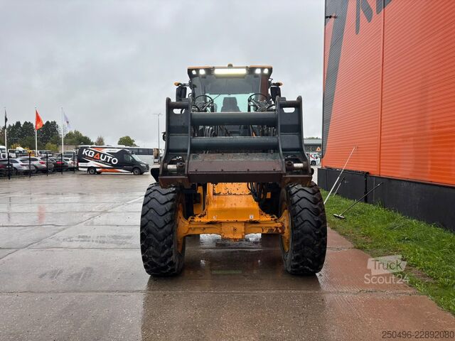Ratinis krautuvas Hyundai HL 930 A TM AC / CENTRAL LUBRICATION