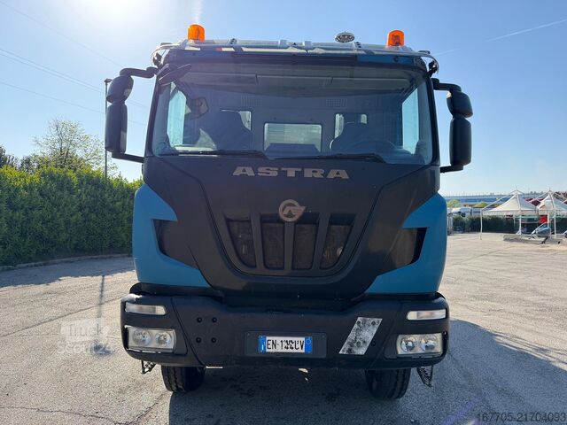 Autodomíchávač betonu Astra HD9 84.48