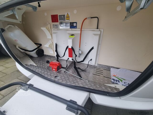 Potovalna prikolica Fendt Bianco Selction 390 FH