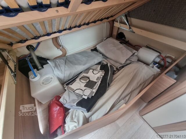 Potovalna prikolica Fendt Bianco Selction 390 FH