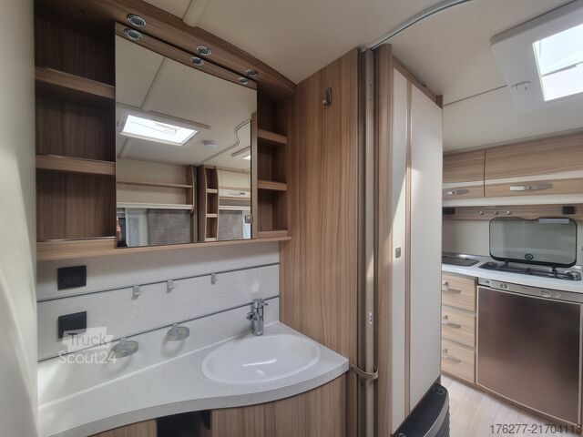 Potovalna prikolica Fendt Bianco Selction 390 FH