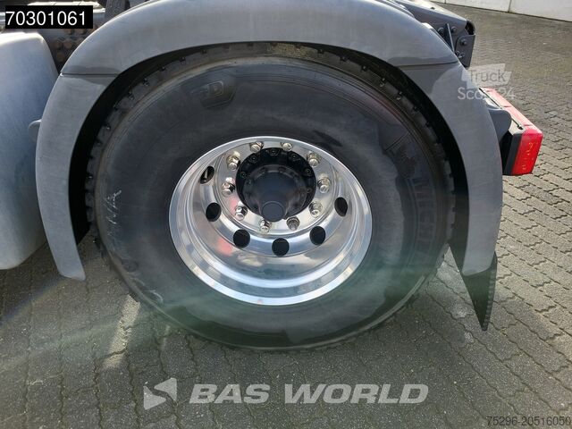 Standard tractor Scania R520 4X2 3-Pedals Retarder PTO 2x Tanks Full-Ai...