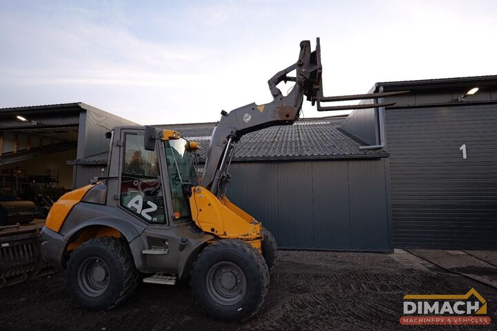 Loader Ahlmann AZ 95 35/kmu snelwissel 3 aanbouwdelen NL machine