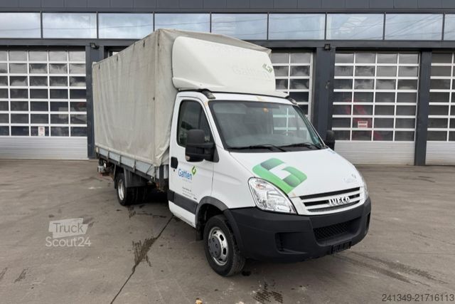 Furgone centinato IVECO Daily 35C18 Daily