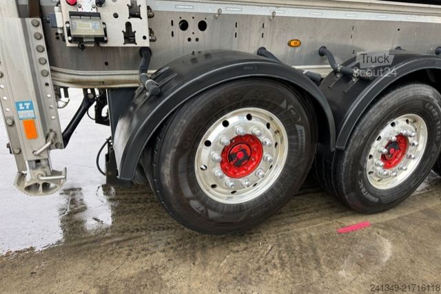 Kipper Auflieger SCHWARZMÜLLER SPA3/ 4700 Kg Leergewicht