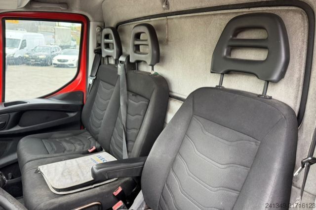 Furgone centinato IVECO Daily 35C17 4x2
