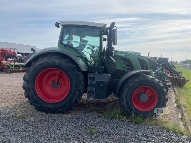 Traktor Fendt 828 Vario S4
