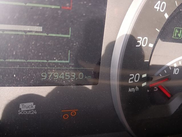 Tovornjak jumbo VOLVO 2x JUMBO 120m3 FH460 Globe 6x2 SCHMITZ I-PARCool