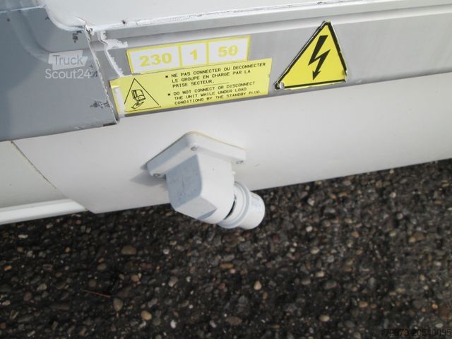 Koelwagen met geïsoleerde laadbak FIAT Doblo 1.6*Maxi Carrier-Tiefkühler*Euro 6*