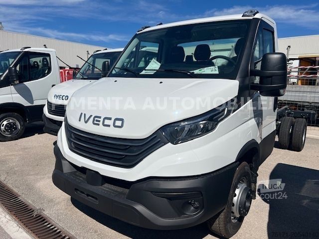 Bestelwagenchassis IVECO Daily 50C18A8 3,5to CHASSIS AUT LED KLIM RFK ACC