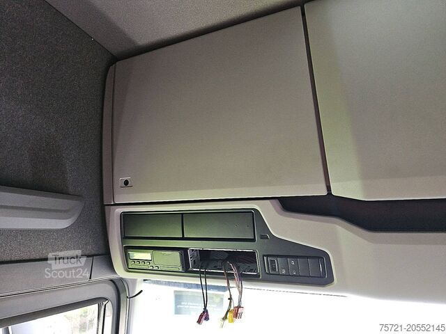 System BDF SCANIA S500 6X2*4,folding lift