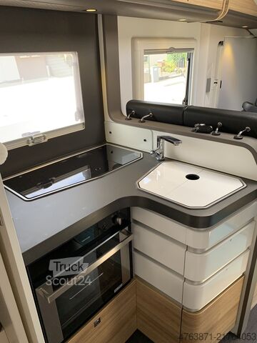 Integrált lakóautó Adria ADRIA Sonic Plus I 700SBC