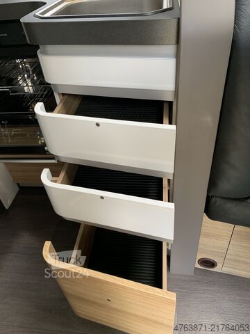 Integrált lakóautó Adria ADRIA Sonic Plus I 700SBC