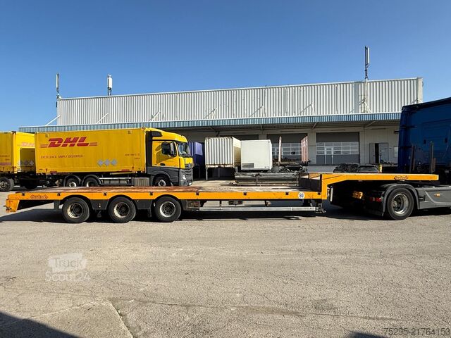 Komerciālais transportlīdzeklis Nooteboom 3 Achs Tieflader gekröpft SAF Achsen zwillings