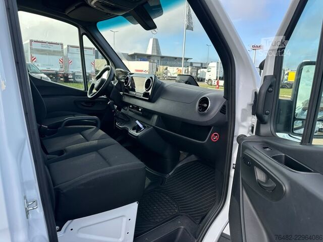 Duba panelată MERCEDES-BENZ Sprinter 317 CDI KOFFER/LBW/4325/NAVI/MBUX/LED/T