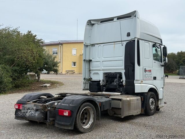 Véhicule tracteur volume DAF XF 460 FT LOWLINER