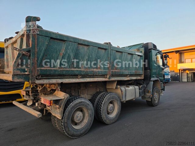 Camion-benne tricar MERCEDES-BENZ Actros 3348 / 6X6 ALLRAD/Full Steel/ EPS 3 Pedal