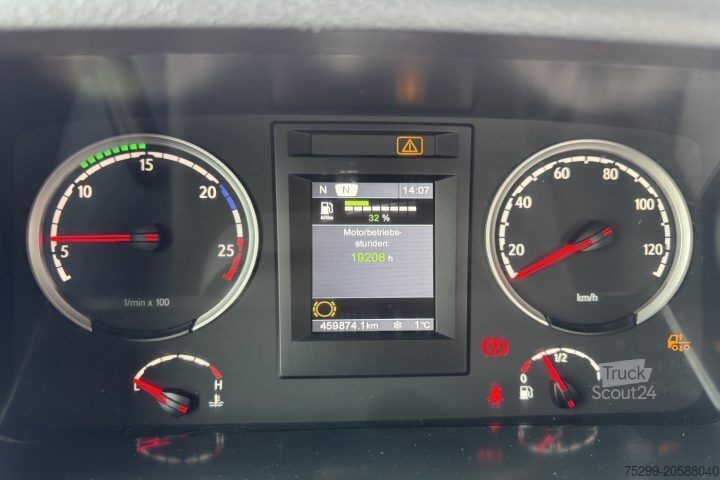 Camion benne Scania P360 LB 6x2 Gigant / Swiss-Vehicle