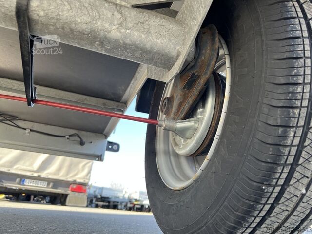 Przyczepa skrzyniowa Böckmann TL-AL 2513/135 Stkl Plane Kastenanhänger gebrems