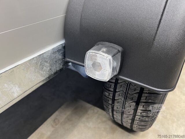 Prikolica za prevoz konj Böckmann Champion Esprit SK Pferdeanhänger