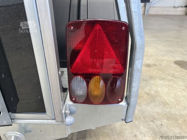 Prikolica za prevoz konj Böckmann Comfort Esprit SKsil+bl Sonder Pferdeanhänger