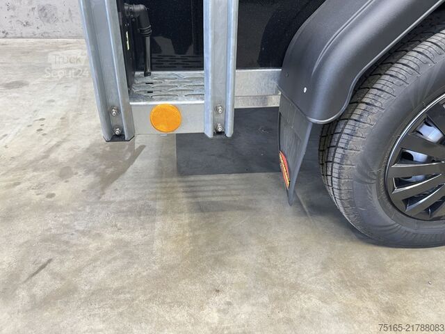 Prikolica za prevoz konj Böckmann Comfort Esprit SKsil+bl Sonder Pferdeanhänger