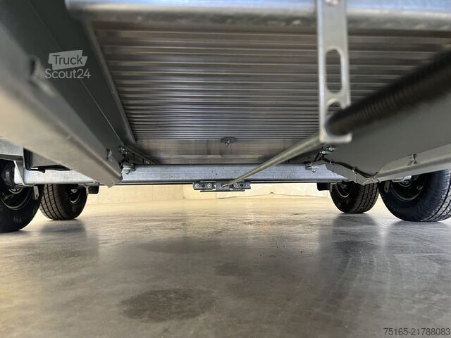 Prikolica za prevoz konj Böckmann Comfort Esprit SKsil+bl Sonder Pferdeanhänger