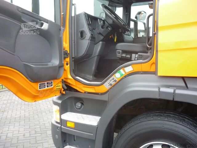 Veículo de recolha de resíduos Scania P320 6x2-4 Garbage box Zoeller Medium XXL 23m3