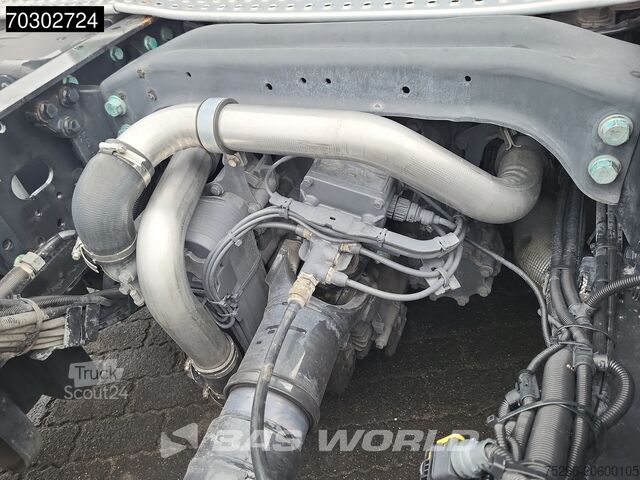 Volume SCM MAN TGX 18.500 4X2 XXL Mega Retarder 2xTanks