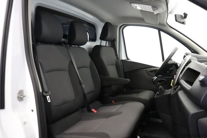 Furgons Renault Trafic 2.0 dCi 120PK EURO 6 - Airco - Navi - Cr...