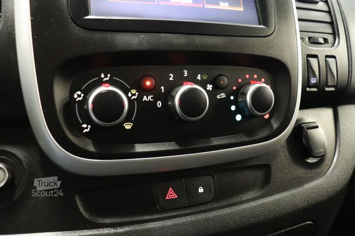 Furgons Renault Trafic 2.0 dCi 120PK EURO 6 - Airco - Navi - Cr...