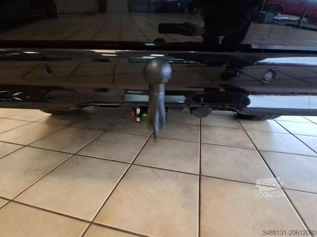 Minibus Mercedes-Benz VITO 116 TOURER SELECT NEUES MODELL LED AHK 2,5t