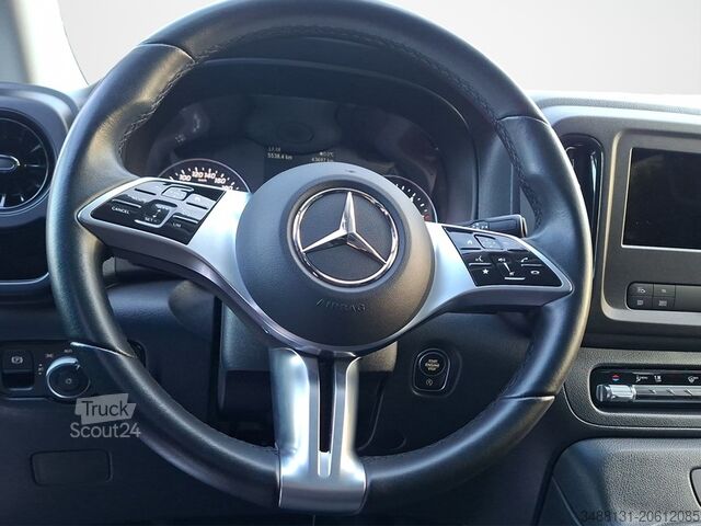 Minibus Mercedes-Benz VITO 116 TOURER NEUES MODELL AHK 2,5t NAVI MBUX