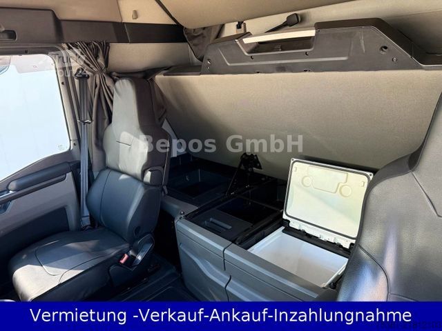 Standard nyergesvontató MAN TGX 18.510 XXL/ 4x2 BLS -2x Tank,Retarder,