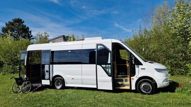Miniautocarro MERCEDES-BENZ Elektro  Heckniederflur Bestellfahrzeug
