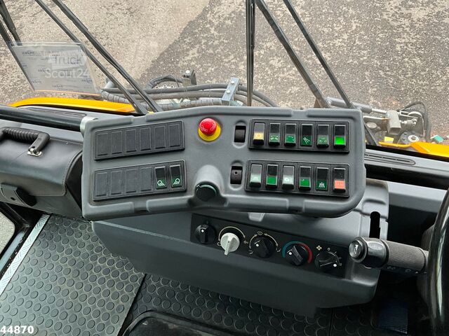 Veegmachine Ravo 540 with 3-rd brush