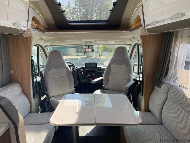 Halv-integral Adria 670 DC Matrix plus