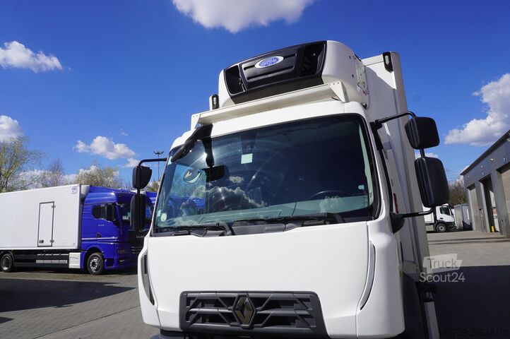 Kyld lastbil Renault D12 / Lamberet refrigerated truck / lift