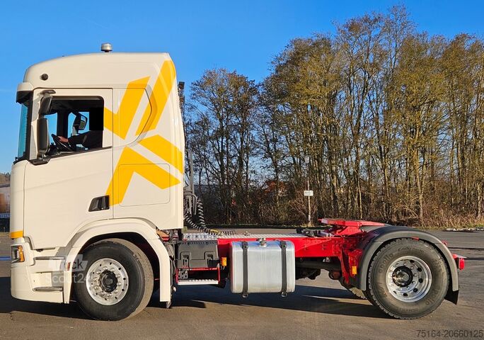 Standardní tahač SCANIA R 500