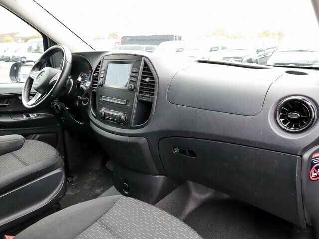 Skåpbil Mercedes-Benz Vito 114 TourerPro,lang,Automatik,8Sitze,Kamera